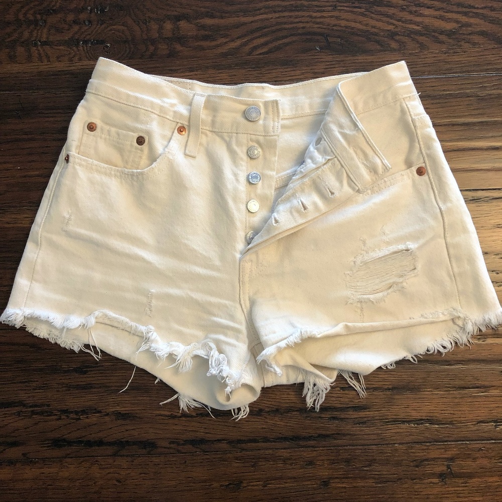 Levi's 501 Shorts Premium White